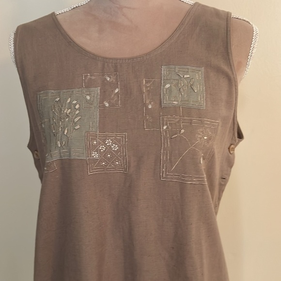 Tan cotton and linen embroidered dress with pockets - Picture 2 of 6